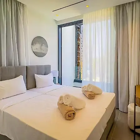 Enjoy The Sunny Mediterranean Climate ! *